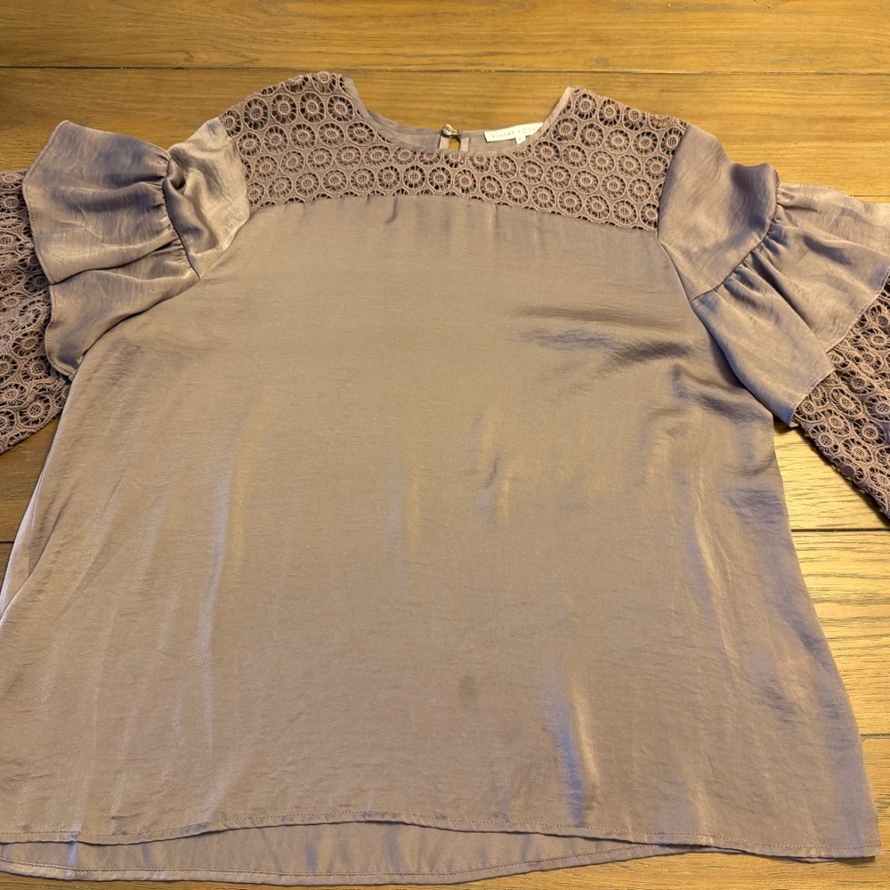 Violet & Claire Mauve Lace Accent Blouse